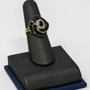 Sapphire Ring 2.25 Ct Sapphire 0.20 Ct Diamond